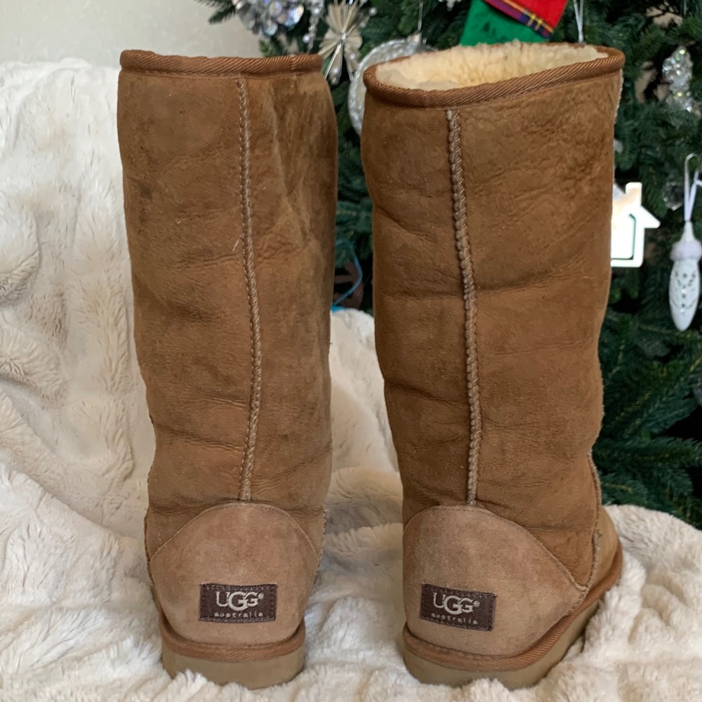 UGG Classic II Genuine Shearling Lined Tall Boot - Picture 6 of 6